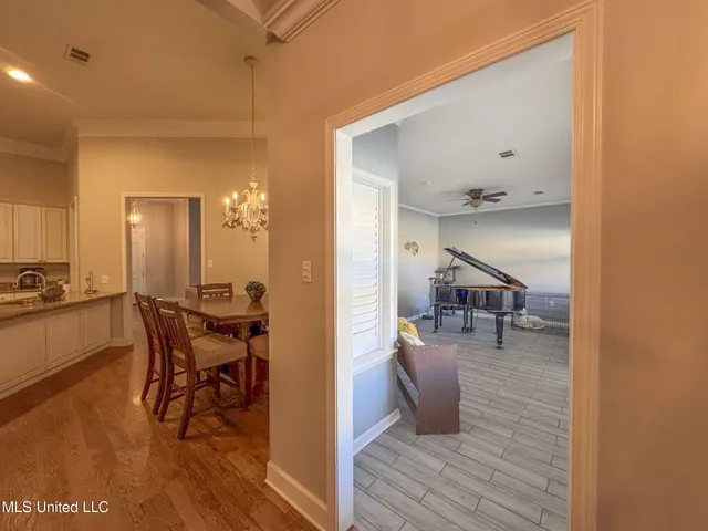 $425,000 | 204 Picadilly Drive, Batesville, MS 38606