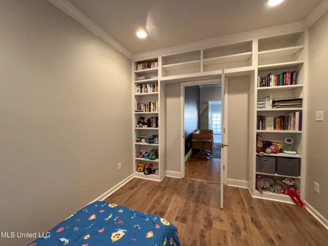 $425,000 | 204 Picadilly Drive, Batesville, MS 38606