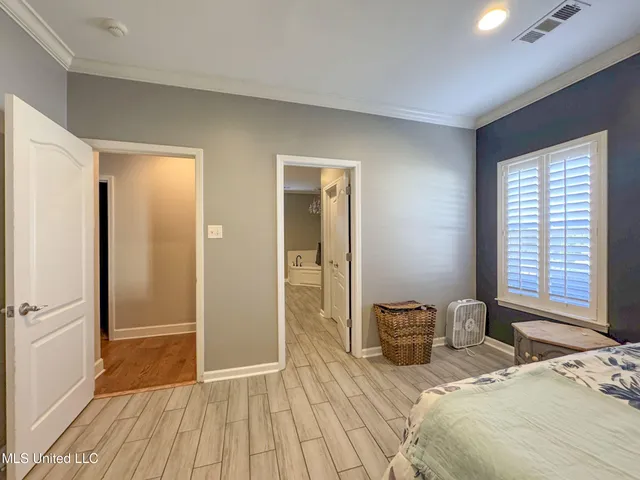 $425,000 | 204 Picadilly Drive, Batesville, MS 38606