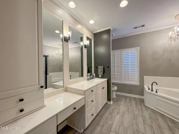 $419,900 | 204 Picadilly Drive, Batesville, MS 38606