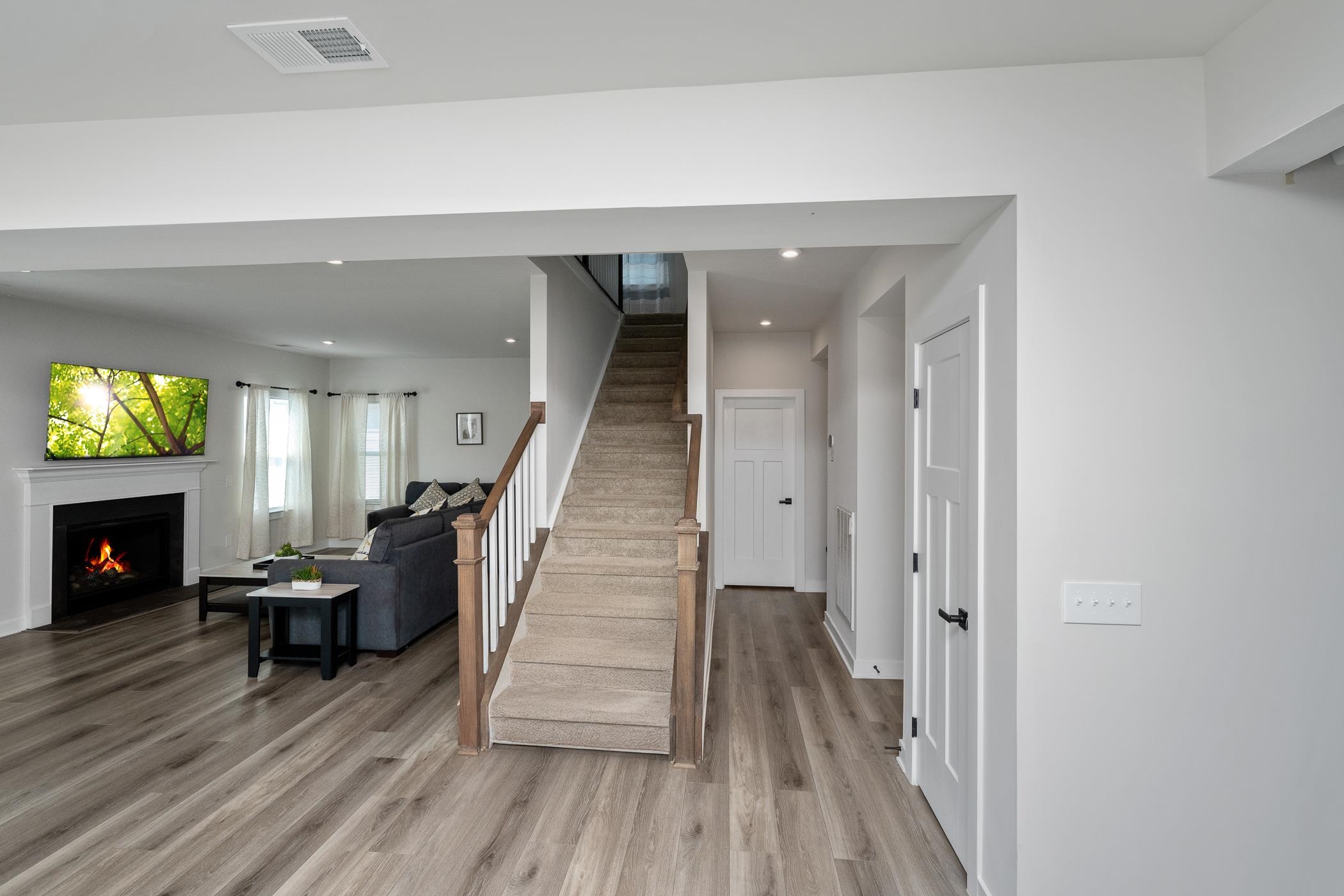 200 Hollythorpe Lane Fountain Inn, SC 29644 - Photo 8 of 28