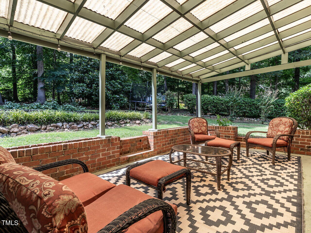 1713 Medfield Road Raleigh, NC 27607 - Photo 11 of 41 037-1280x960-covered-patio