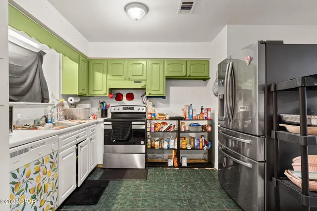 $200,000 | 3112 Debra Boulevard, Panama City, FL 32405