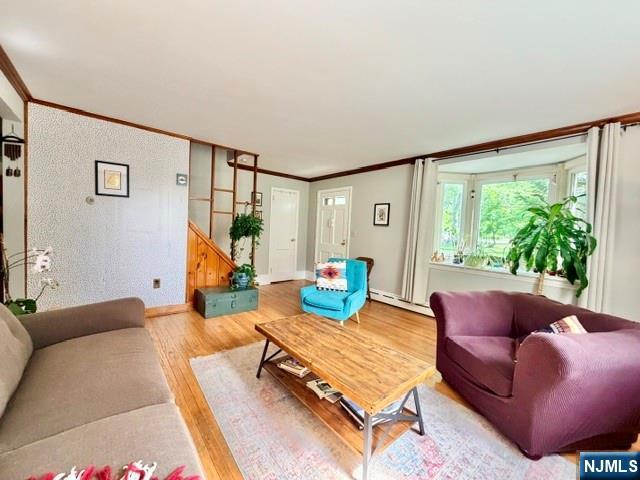 353 Downs Street Ridgewood, NJ 07450 - Photo 3 of 23