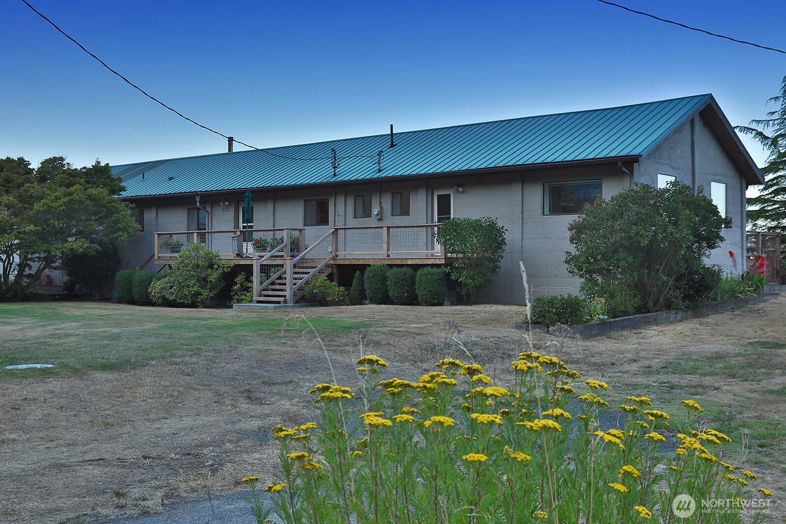 8267 South Franklin Road Clinton, WA 98236 - Photo 7 of 40