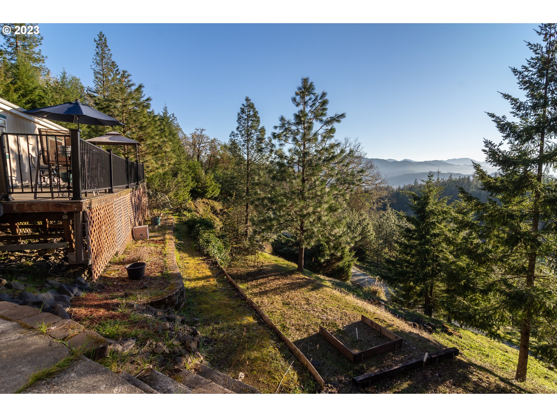 1065 Spring Brook Road Myrtle Creek, OR 97457 - Photo 40 of 48 a view of outdoor space and yard
