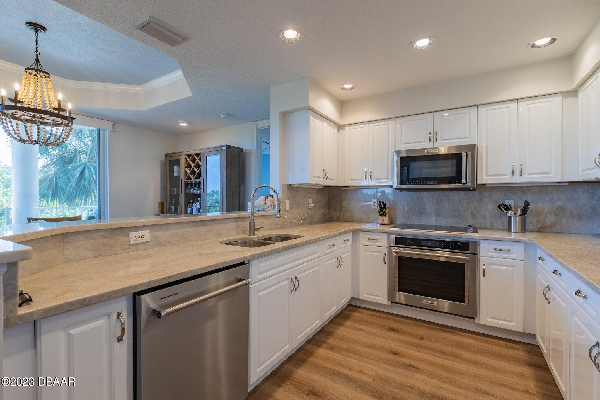 4625 Rivers Edge Village Lane, Unit 5208 Ponce Inlet, FL 32127 - Photo 11 of 60 kitchen