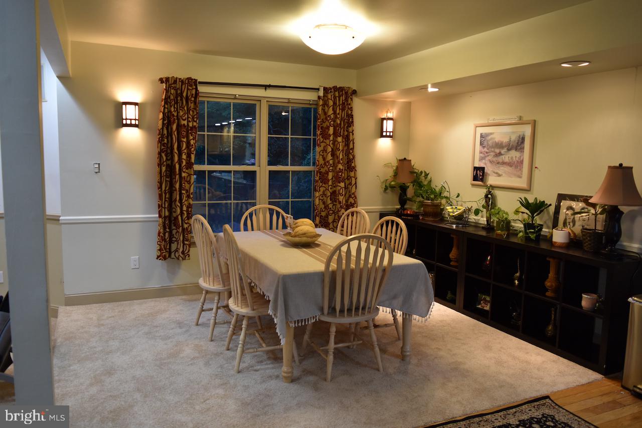2 Gaskill Road Mount Laurel, NJ 08054 - Photo 14 of 39 Spacious dining room