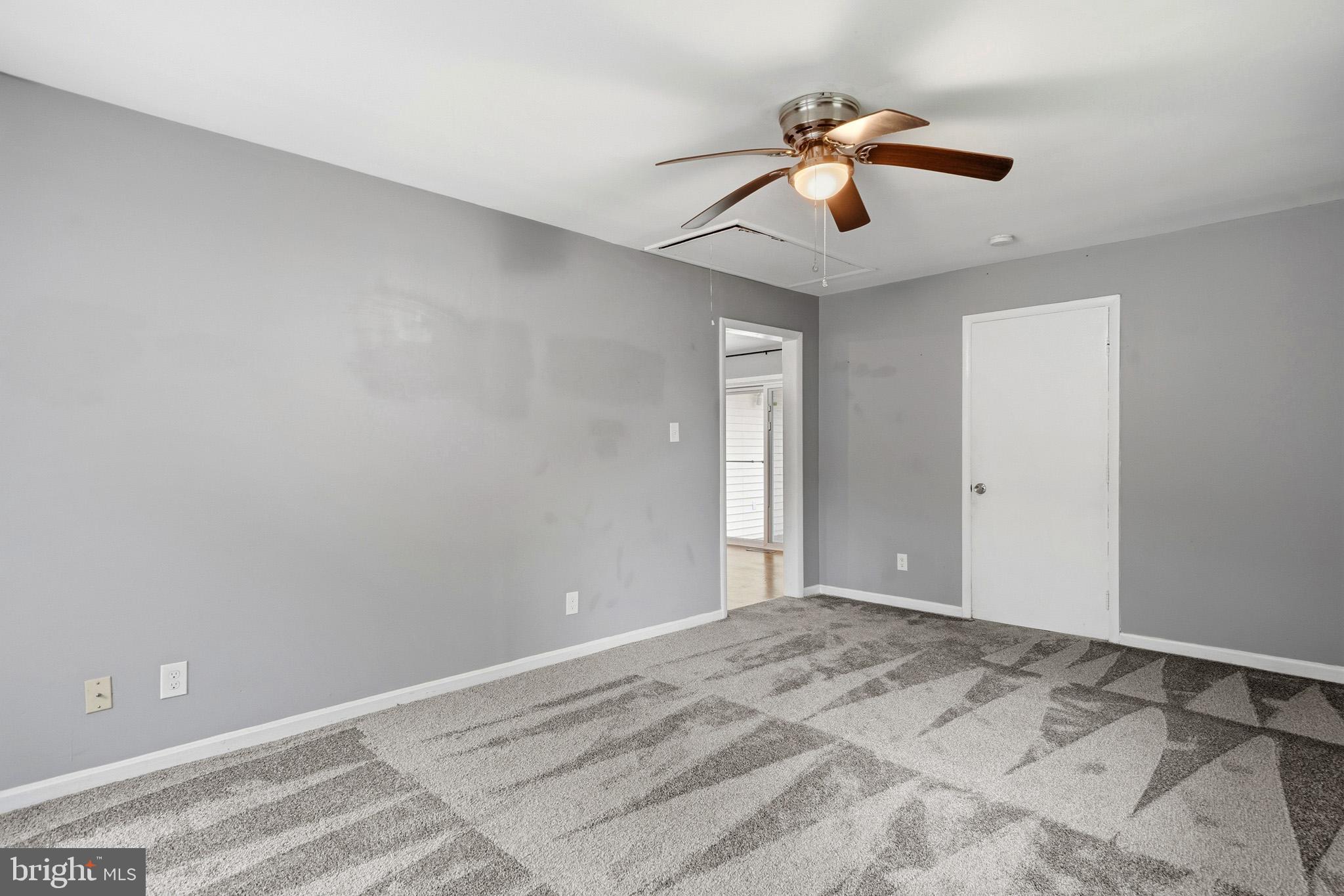 6743 Amherst Road Bryans Road, MD 20616 - Photo 18 of 45 Additional living area