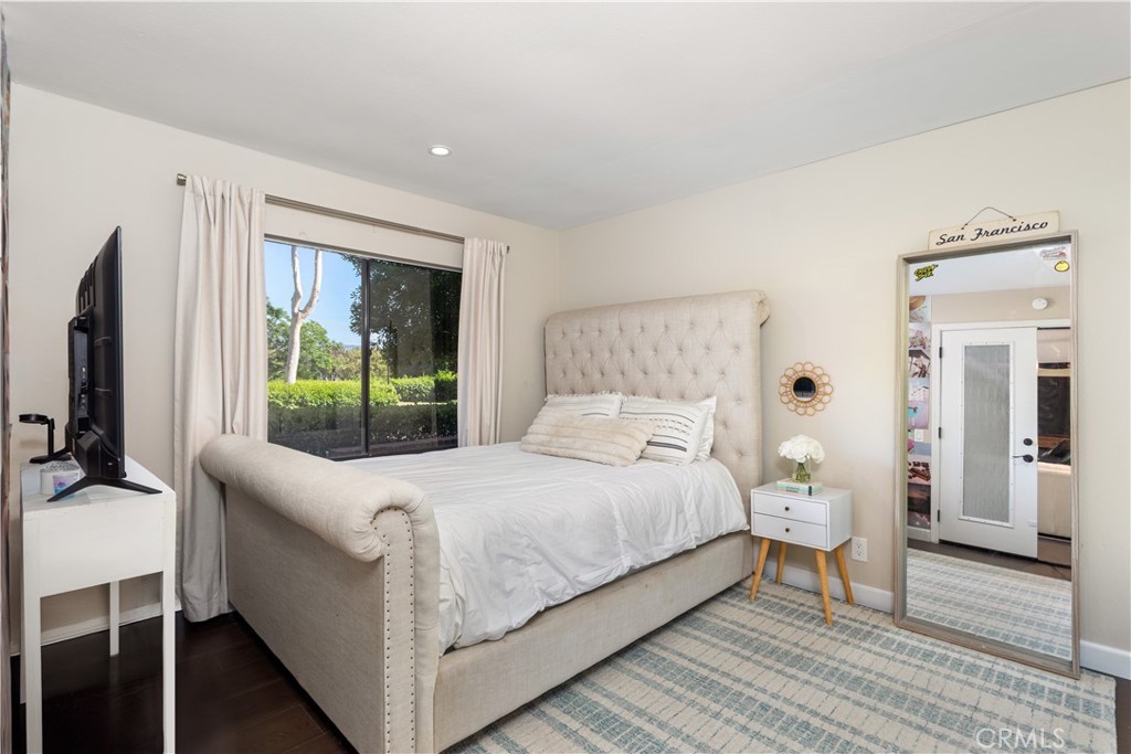 16 Rana Irvine, CA 92612 - Photo 17 of 28 Gallery Image 17