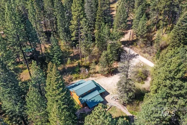 $559,900 | 11 Shadow Road, Garden Valley, ID 83622