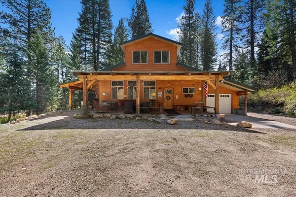 $559,900 | 11 Shadow Road, Garden Valley, ID 83622