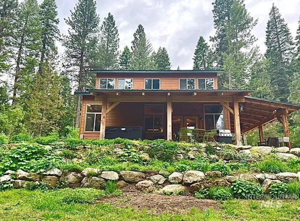 $559,900 | 11 Shadow Road, Garden Valley, ID 83622