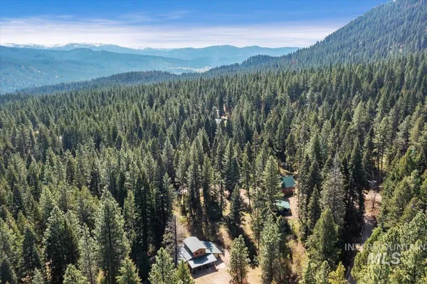 $559,900 | 11 Shadow Road, Garden Valley, ID 83622