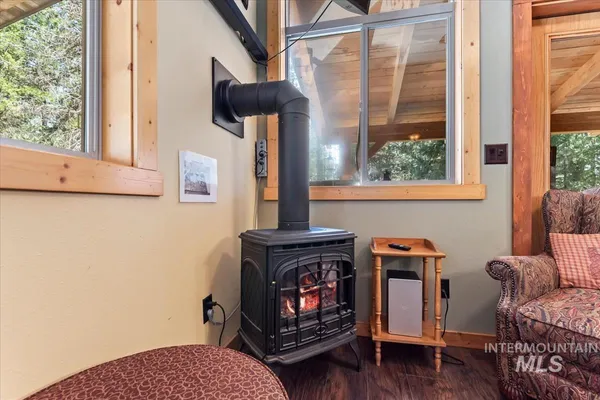 $559,900 | 11 Shadow Road, Garden Valley, ID 83622