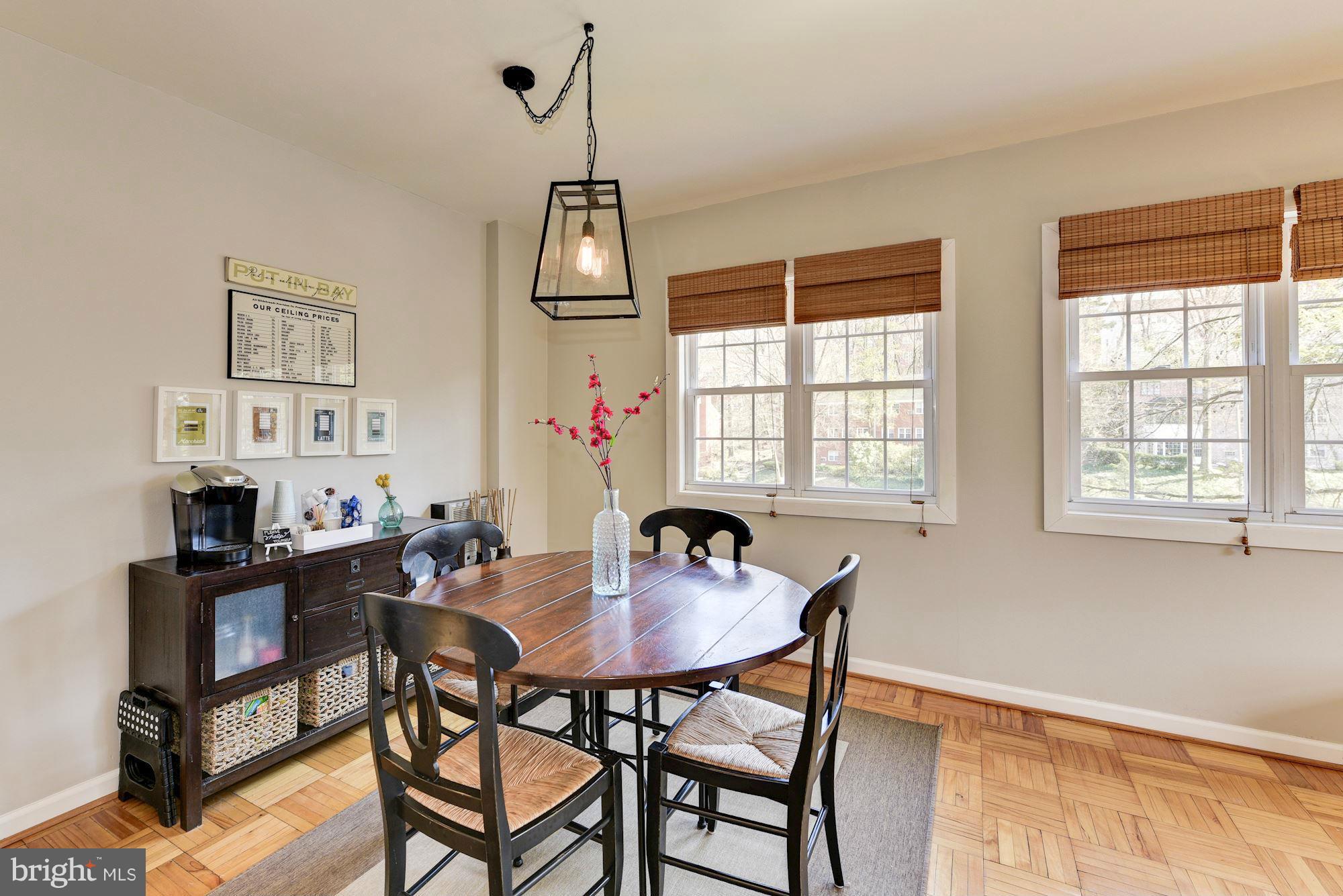 1621 Preston Road Alexandria, VA 22302 - Photo 9 of 30 a dining room with furniture and window