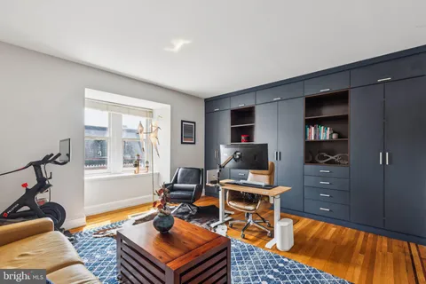 $800,000 | 2219 Delancey Place, Unit 6, Philadelphia, PA 19103