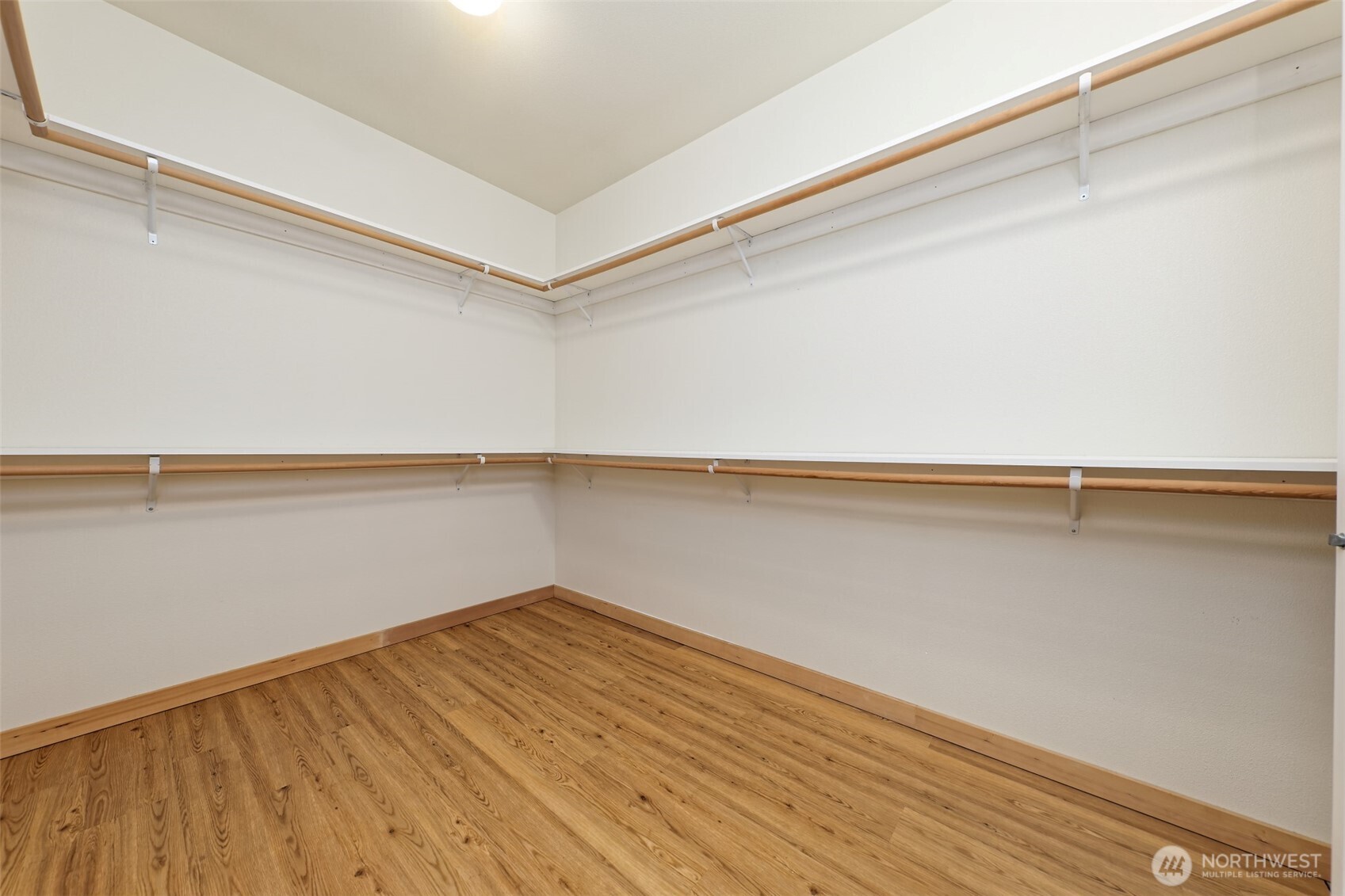 20 East Case View Place Shelton, WA 98584 - Photo 23 of 40 a view of a room with wooden floor