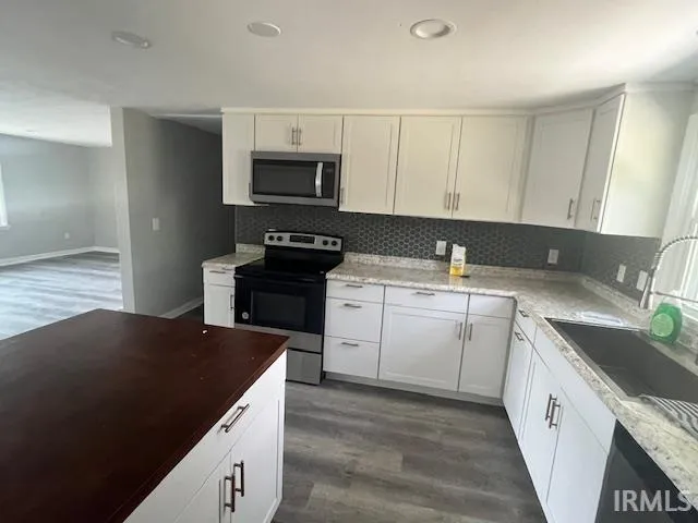 $1,750 | 1532 West Dupont Road, Fort Wayne, IN 46845