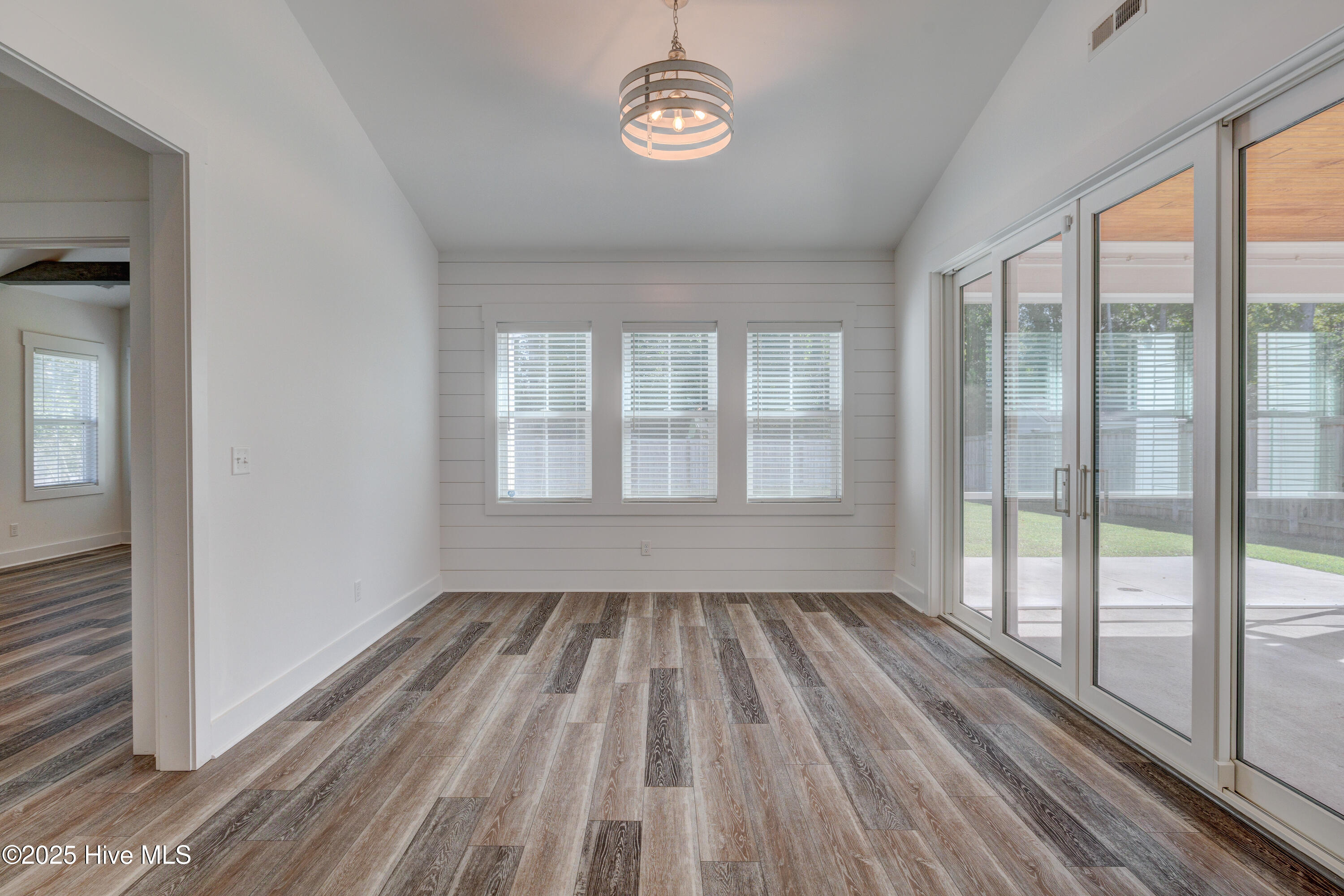 400 Camden Trail Hampstead, NC 28443 - Photo 15 of 81 400CamdenTrail-28