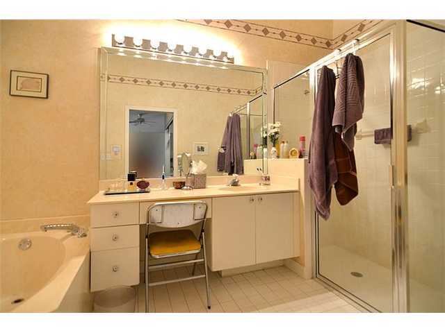 8290 Vía Bella Boca Raton, FL 33496 - Photo 13 of 20 Additional Photo