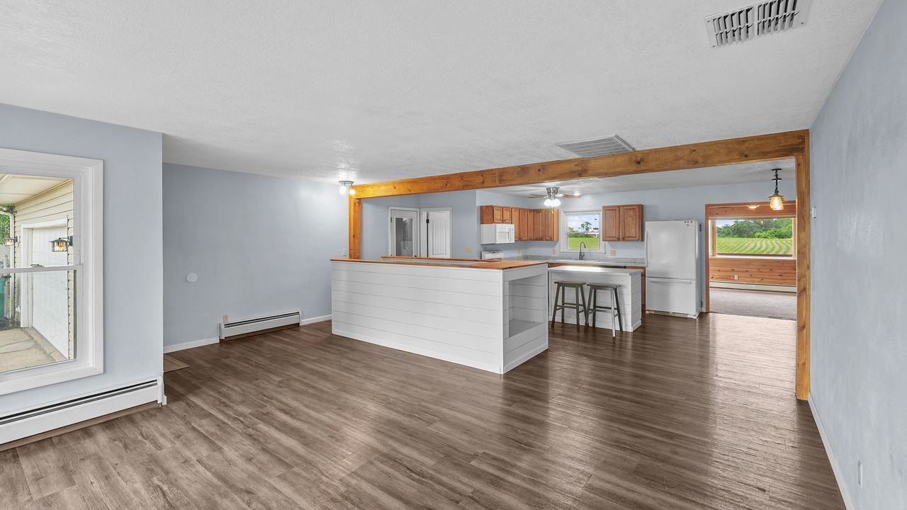 10009 Wolf Road Geneseo, IL 61254 - Photo 6 of 63