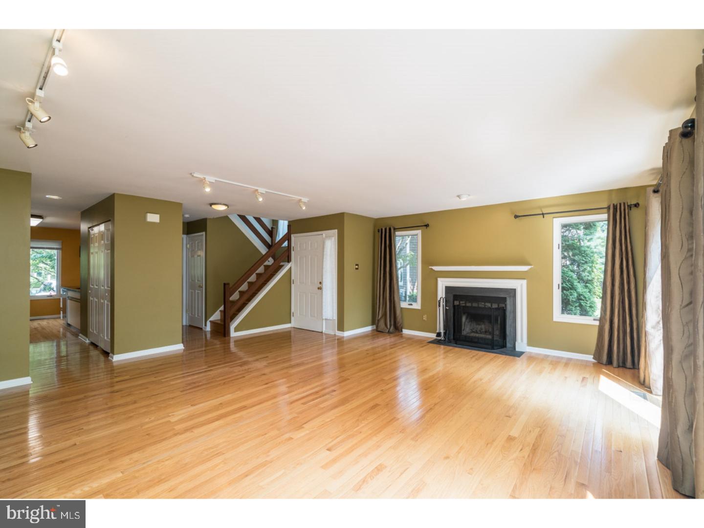250 Fox Run Exton, PA 19341 - Photo 5 of 25 Gallery Image 5