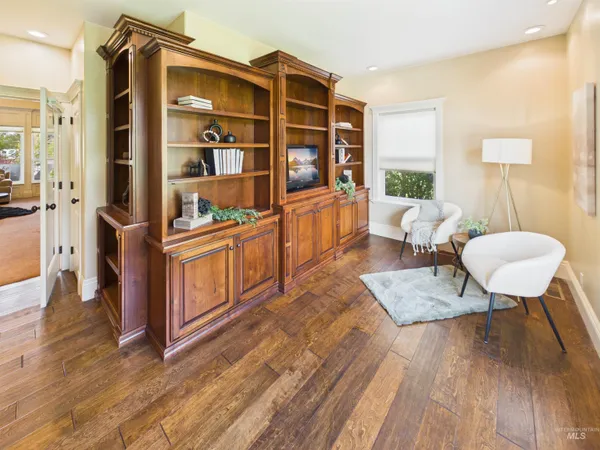 $985,000 | 20 West 218 South, Burley, ID 83318