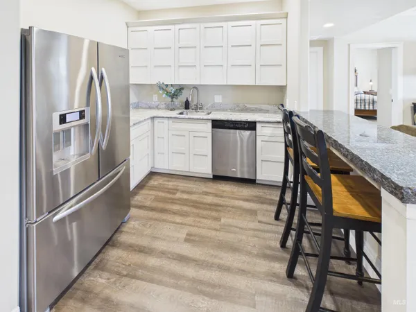 $985,000 | 20 West 218 South, Burley, ID 83318