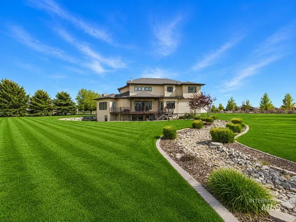 $985,000 | 20 West 218 South, Burley, ID 83318