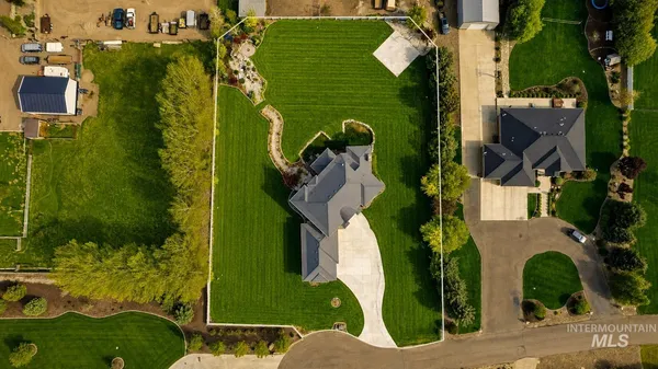 $985,000 | 20 West 218 South, Burley, ID 83318