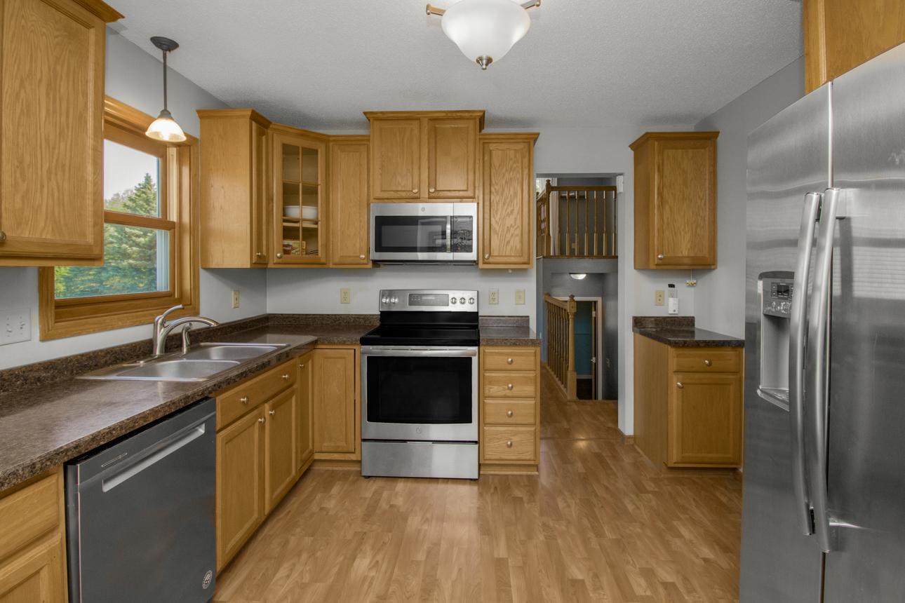 4975 Heather Ridge Road North Oakdale, MN 55128 - Photo 5 of 34 Gallery Image 5