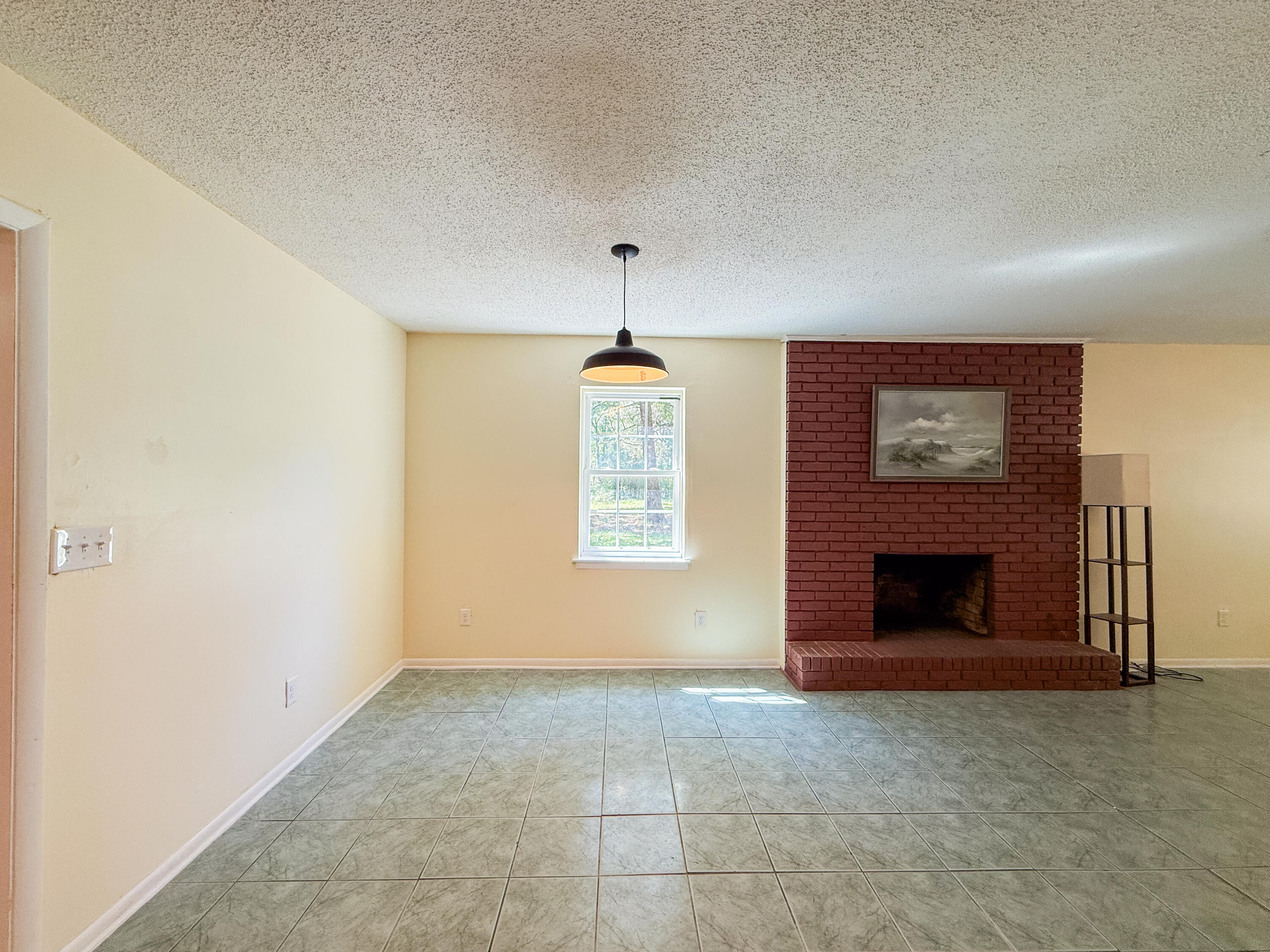 5703 Old River Road Baker, FL 32531 - Photo 6 of 27 IMG_6878