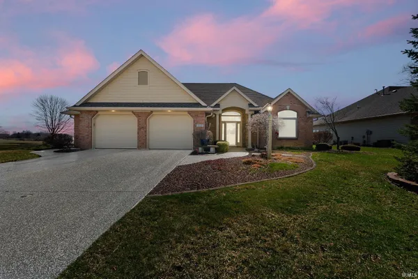 $499,999 | 1815 Bent Tree Court, Auburn, IN 46706