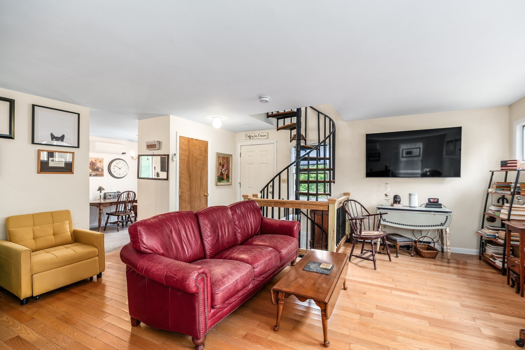 12 Longfellow Road Wenham, MA 01984 - Photo 9 of 18 Gallery Image 9