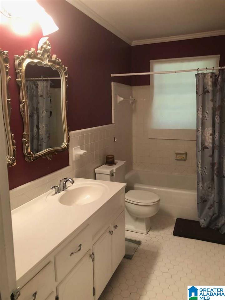 948 Martinwood Road Birmingham, AL 35235 - Photo 8 of 18