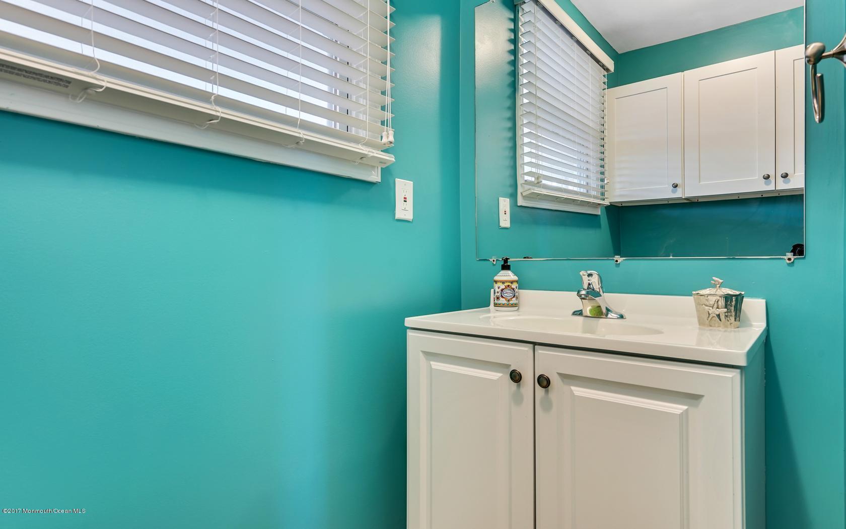 2011 North Ocean Avenue Spring Lake, NJ 07762 - Photo 20 of 24 14