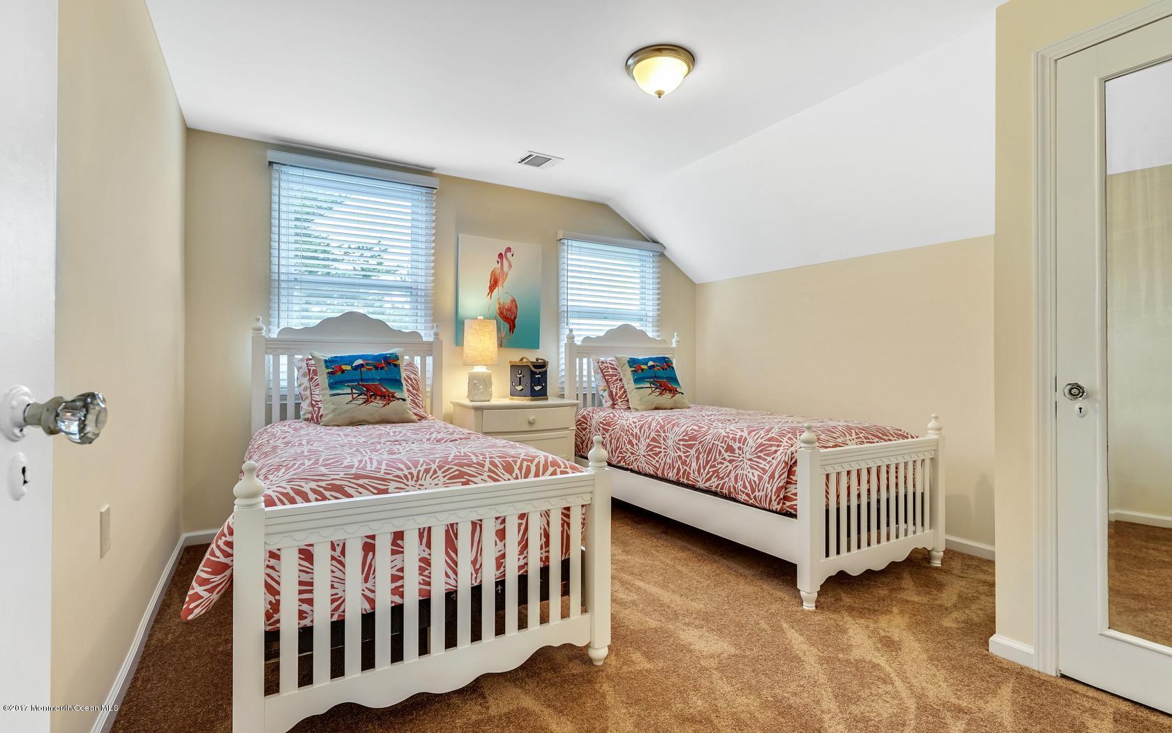 2011 North Ocean Avenue Spring Lake, NJ 07762 - Photo 22 of 24 16