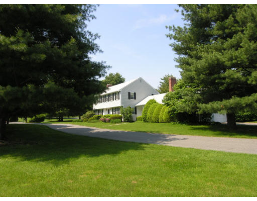 120 Oxbow Road Needham, MA 02492 - Photo 8 of 11 Gallery Image 8
