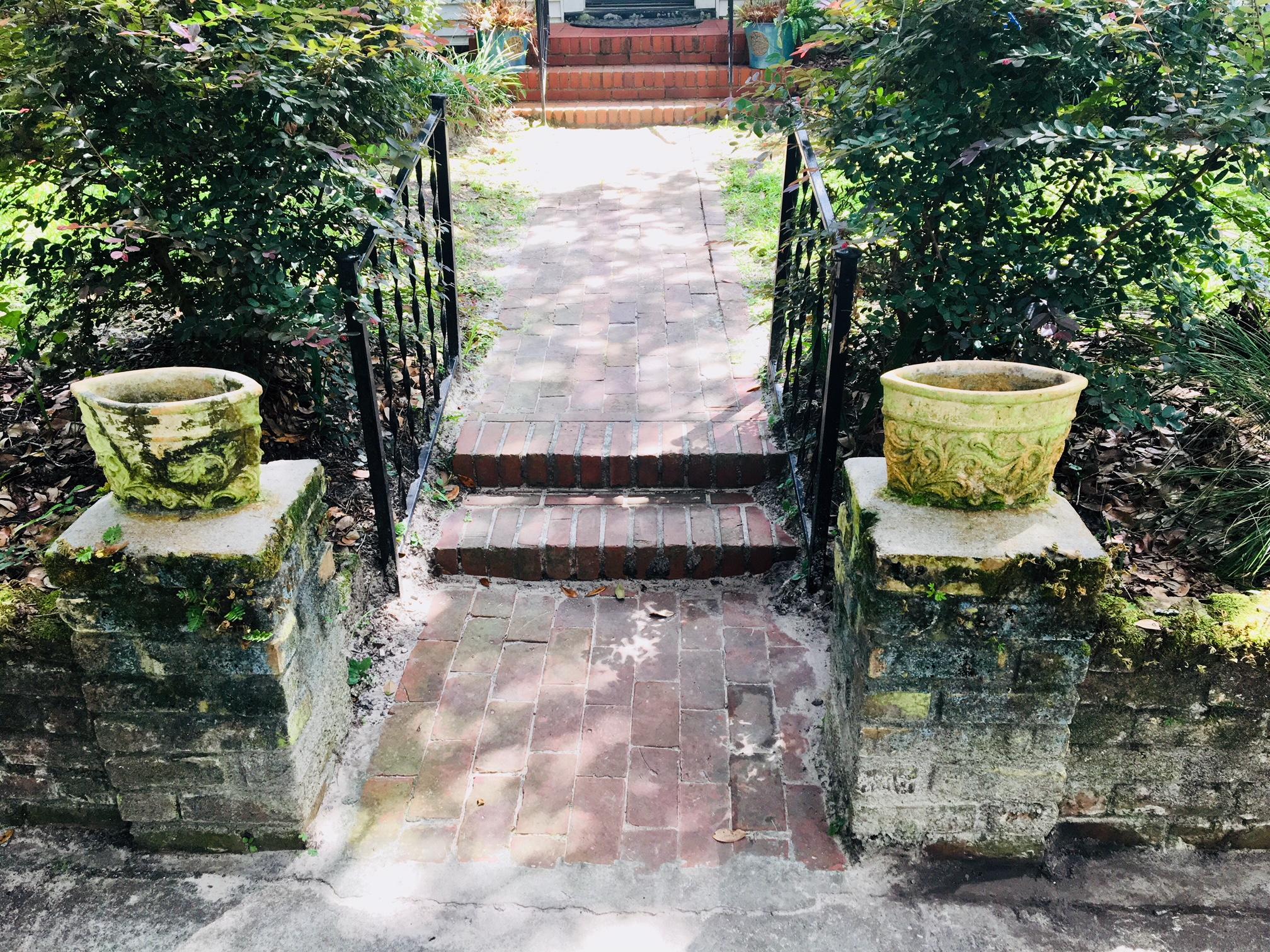 15 Beverly Road Charleston, SC 29407 - Photo 2 of 46 Front Walkway