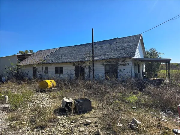 $150,000 | 101 Sunset Tx 76270, Sunset, TX 76270