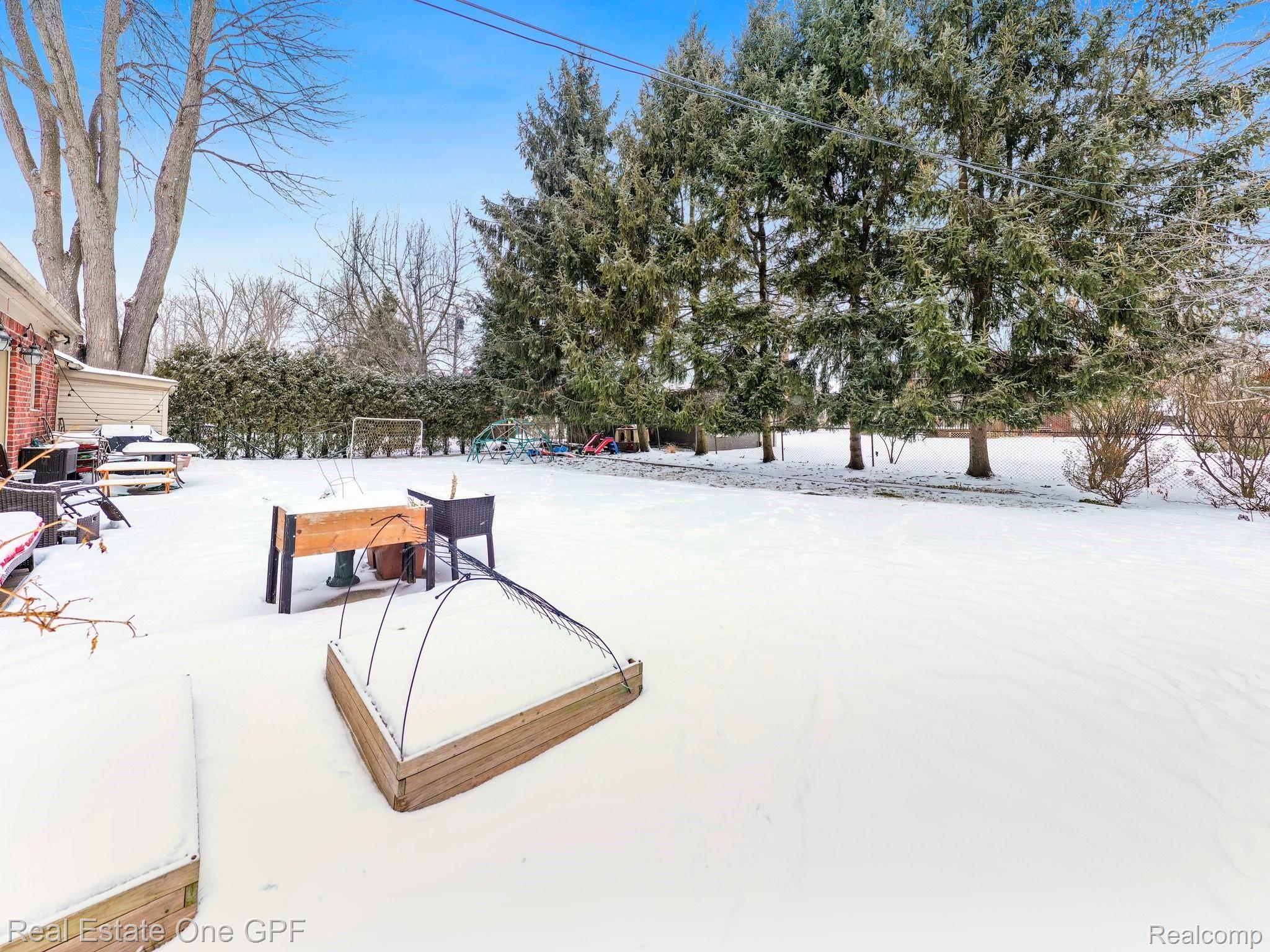 1010 Whittier Road Grosse Pointe, MI 48230 - Photo 41 of 44 39-web-or-mls-1010 Whittier Ave Grosse Pointe Park - 39.jpg