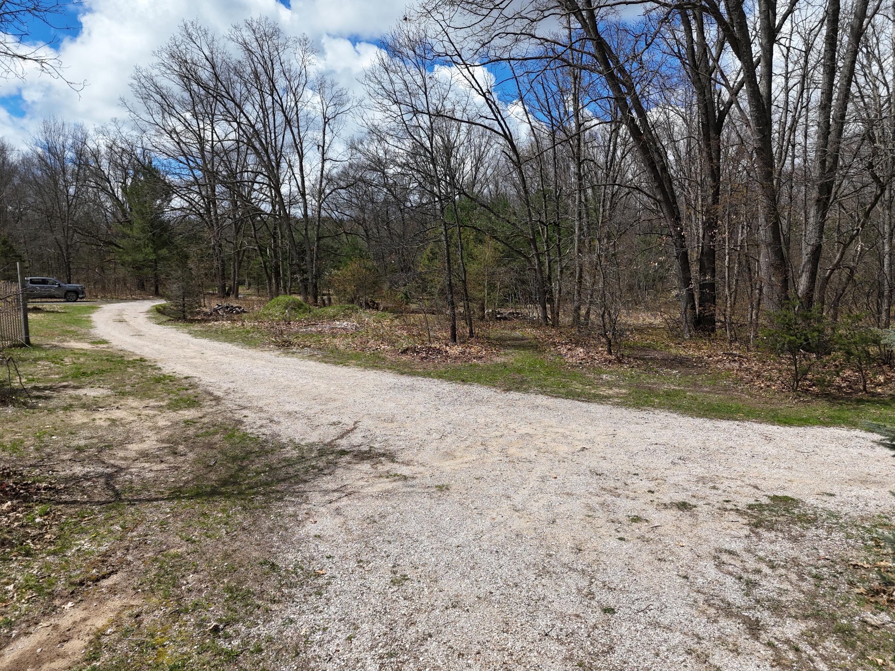 19543 Connelly Road Wellston, MI 49689 - Photo 68 of 74 DJI_20260430120352_0889_D