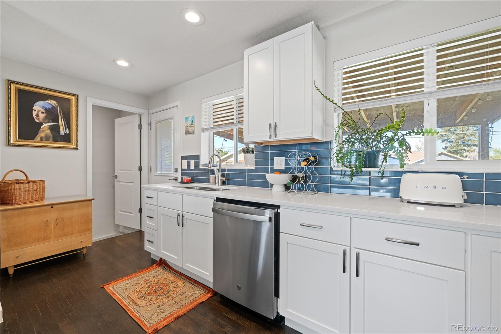 3011 Oneida Street Denver, CO 80207 - Photo 14 of 46
