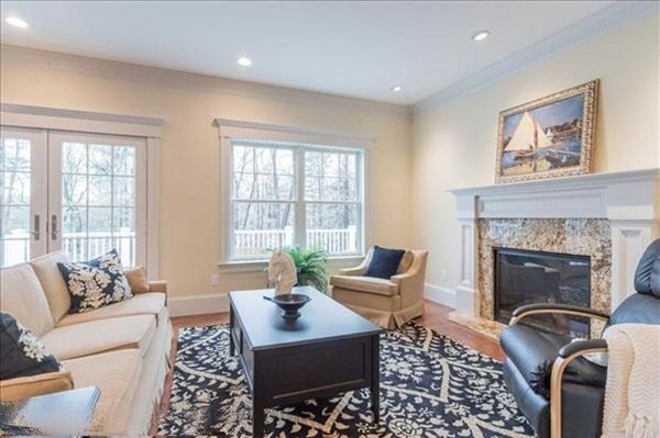 63 Edgewood Road Wayland, MA 01778 - Photo 16 of 29 Gallery Image 16