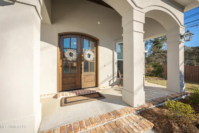 $769,000 | 101 High Ridge Drive, Ocean Springs, MS 39564