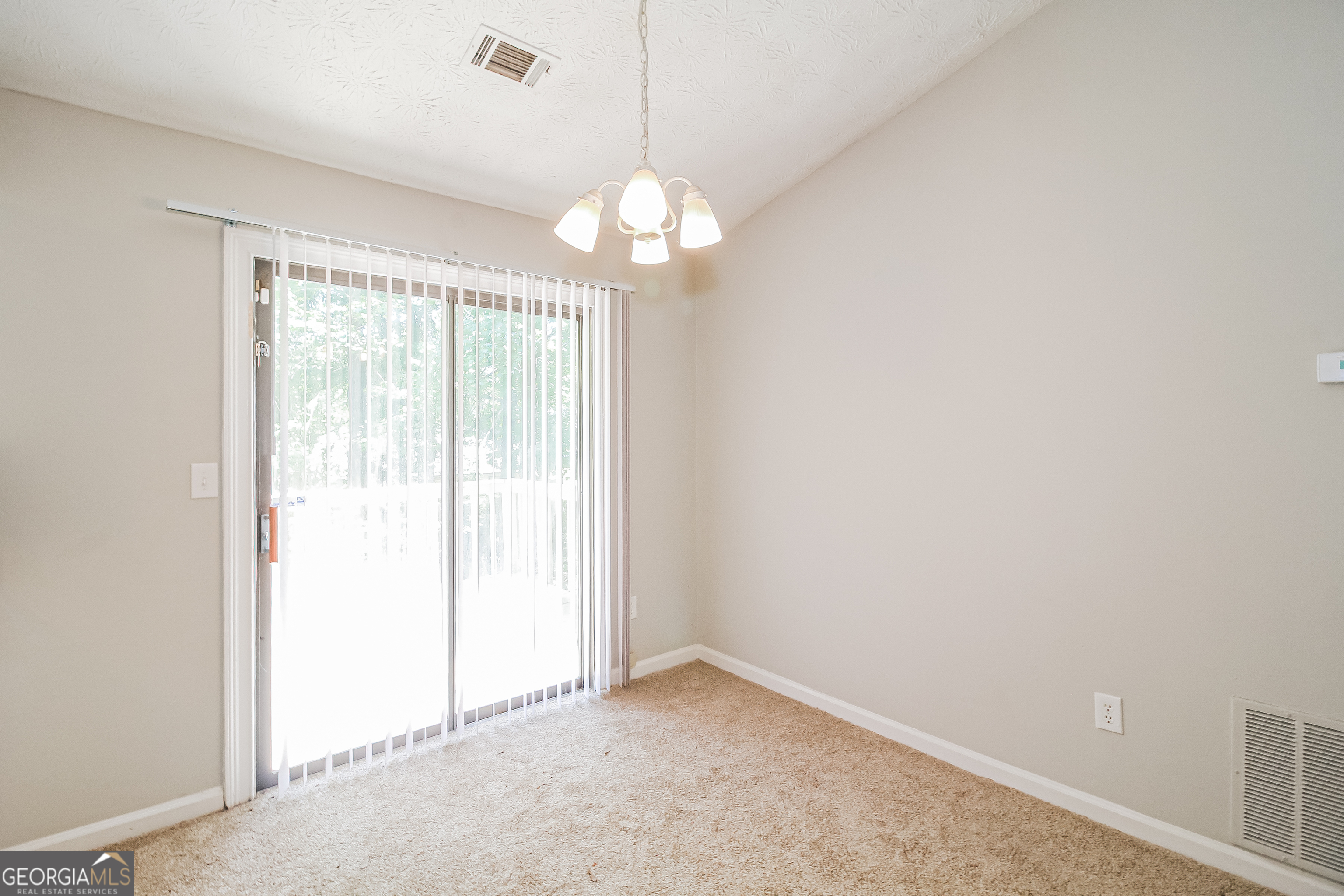 164 Adrian Drive Stockbridge, GA 30281 - Photo 6 of 16