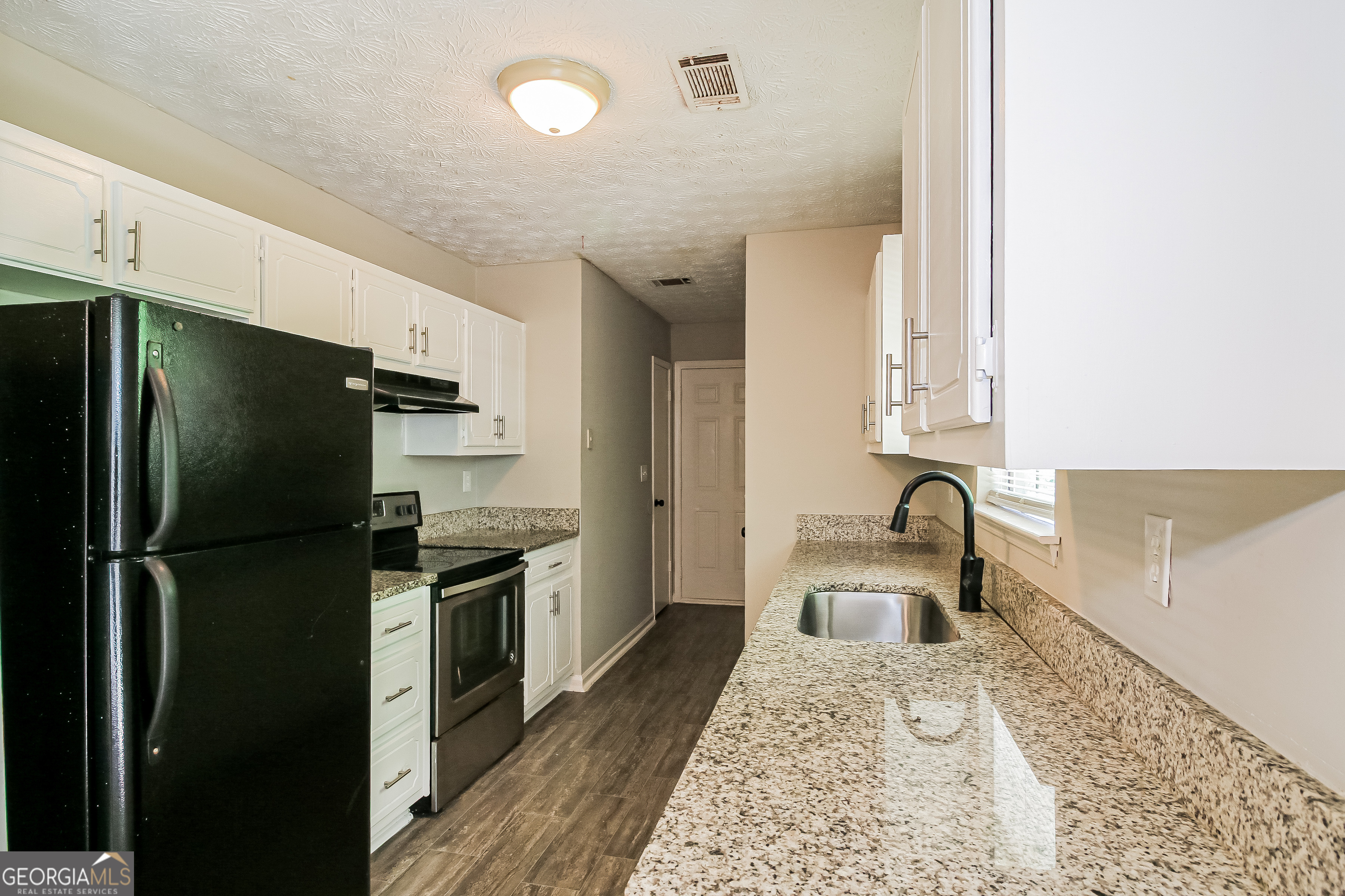 164 Adrian Drive Stockbridge, GA 30281 - Photo 7 of 16