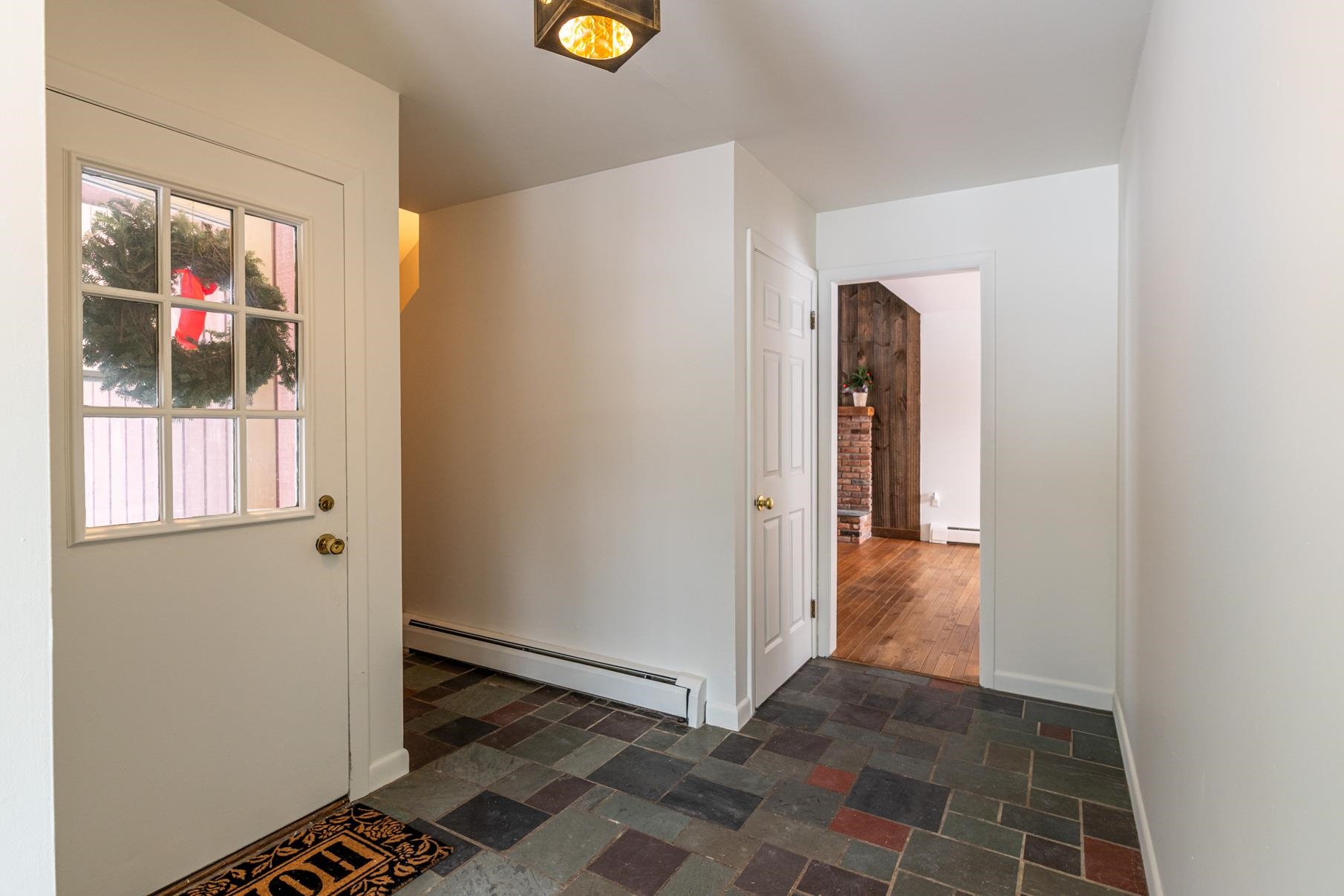 354 New Ireland Road Manchester, VT 05255 - Photo 3 of 28