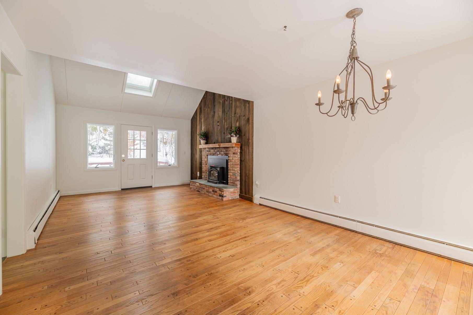 354 New Ireland Road Manchester, VT 05255 - Photo 6 of 28